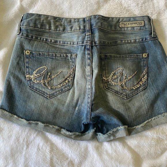 Express denim shorts - Picture 1 of 3